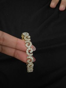 Elegant Crystal Embellished Bracelet