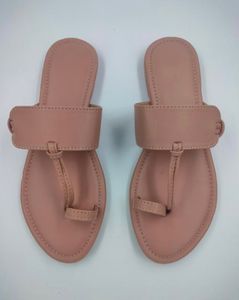 Name: HOOSHOE women&#39;s kolhapuri chappal-pinkMaterial: Patent LeatherSole Material: TprPattern:
