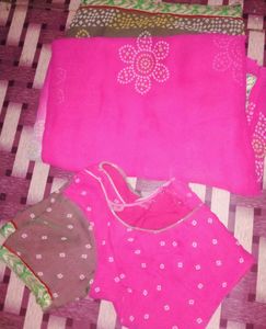 Pink &amp; Gray Floral Saree