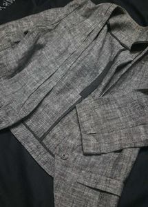 GREY BLAZER