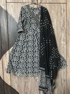 Black White Kurti