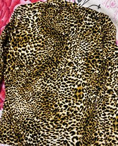 Leopard Print Long Sleeve Top with Keyhole Detail