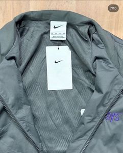 Nike Windbreaker Jacket - New!