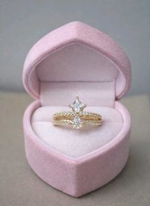 Dual solitaire ring adjustable