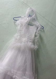 White Tulle Dress With Hairband