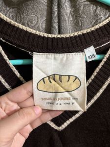 Brown Knit Vest with Patch