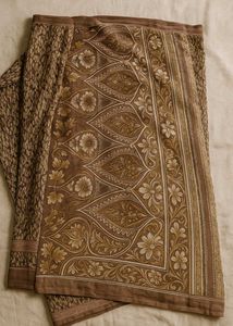 Geometric &amp; Motif Print Saree with Intricate Pallu