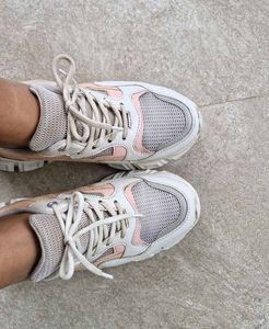 Women White Colourblocked PU Sneakers