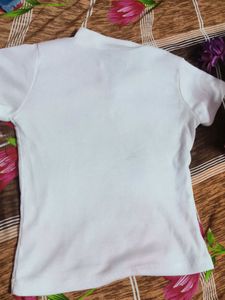 White T-Shirt with Zipper