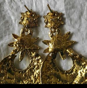 Set Of 2:- Shell Beaded &amp; Golden Stone Earrings