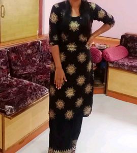 Black Kurti With Plazoo Set