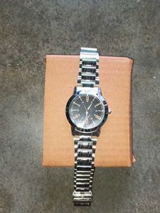 Classic Silver Chain Wristwatch