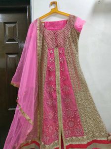 Pink &amp; Gold Embroidered Kurta Set