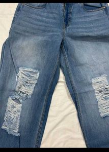 Ripped baggy Jeans