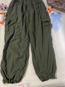 ★Green Parachute Pants (Unisex)
