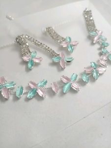 4 Pc Ad Stone Choker Set