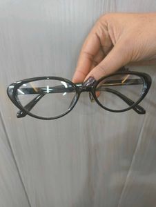 Plain Cat Eye Stylish Glasses/ Shades