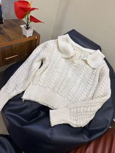 Cable Knit Sweater w/ Collar