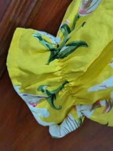 Floral Yellow Top:3