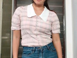 pink lace trim crop top