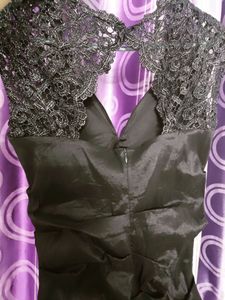 party wear black dress with crochet back work pattern fits to m to xl new untouched  no swap negotiable open interested ppl can make offer for this pretty dress😍