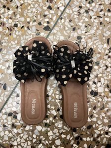 Bow Flip Flops
