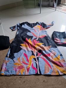 Kurta Set With Dupatta