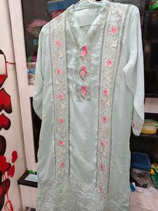 New Kurti Elegant Embroidy Tag Nikal Gya