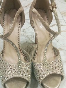 Mochi Heels In Rose Gold Colour
