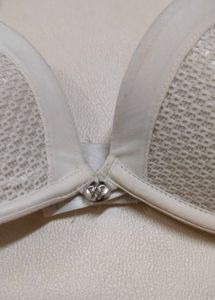 Wonderbra White Bra