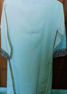 WOMEN ORIGNAL WEST SIDE 2 MONTHS OLD KURTA