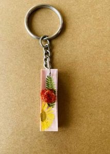 This Is A Resin Keychain Using In  Craft Store