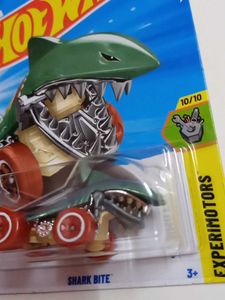 Hot Wheels Shark Bite TH