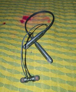 2 Wireless signature Bluetooth Earphones
