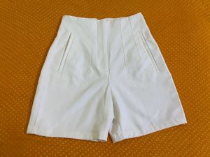 Zara White High-Waisted Shorts Waist 26