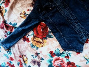 Trinding Colar Nevy Blue Denim Jacket 🆕🆕🆕🆕🆕💯