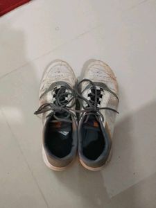 Sports Shoes