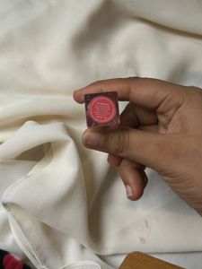 Swiss Beauty Satin Comfort Lipstick