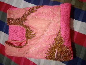 Elegant Pink Embroidered Kurta