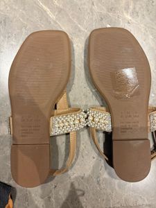 Beaded Rhinestone &amp; Pearls Flat Sandals 👡