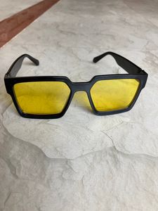 Black Yellow Square Sunglasses