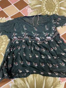 Embroidered Green Kurta