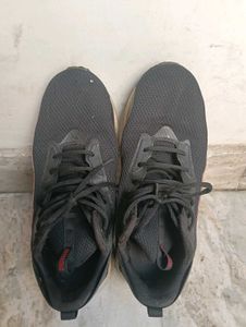 Black &amp; Red Sport Shoes