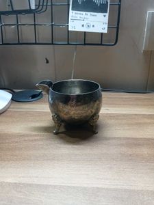 VINTAGE VINERS SILVER PLATE PLATED FOOTED MILK CRE
