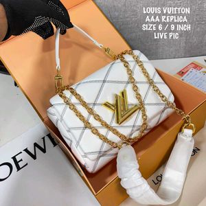 LV GO-14 MM handbag.TwiST LOCK WD MAGNETIC BOX