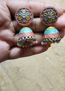 5 Pairs Of Earrings