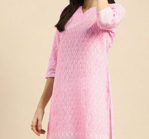 women pink and white  embroided chika