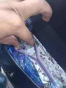 Black Handbag 👜+ Sling Bag 🛍️