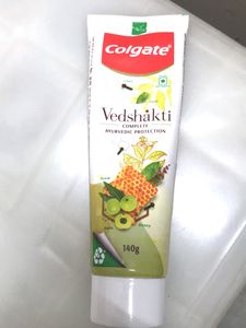 Colgate Vedshkati Tooth Paste