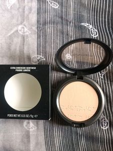 Mac Extra Dimension Skinfinish Pouder Lumiere